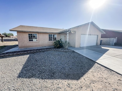 3845 S Cactus Wren Ln, Yuma, AZ 85365 - photo 3