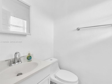 5130 SW 40th Ave unit 23B, Fort Lauderdale, FL 33314 - photo 4