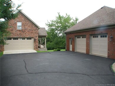 5757 S Skyline Dr, Floyds Knobs, IN 47119 - photo 2