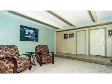 416 St John St, Sutherlin, OR 97479 - photo 5