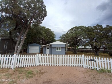 ENTRANCE-Picket Fence