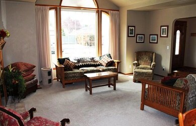 2459 Greenridge Dr, Medford, OR 97504 - photo 5