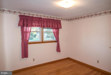 13453 Meadowview Ave, Waynesboro, PA 17268 - photo 5