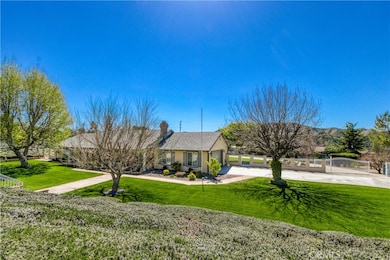 9886 Onyx St, Yucaipa, CA 92399 - photo 7