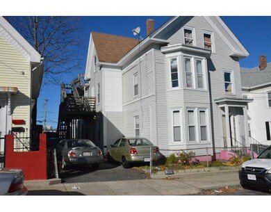 13 Cedar St, Lawrence, MA 01841 - photo 2