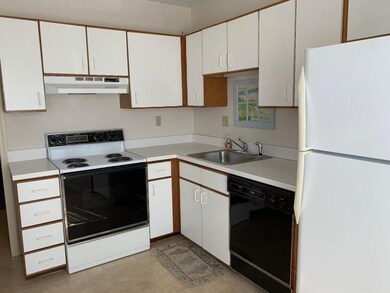 22 Union Square, Randolph, MA 02368 - photo 5