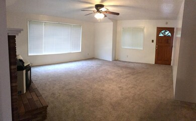 Living room 2