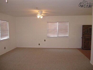 3101 Holliday Rd, Wichita Falls, TX 76302 - photo 2