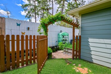 1221 Gardenia Dr, Houston, TX 77018 - photo 6