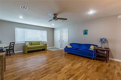 704 NW 7th St, Bentonville, AR 72712 - photo 7