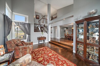 Cool little step down to separate the space