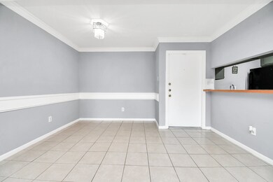 3065 Walnut Bend Ln unit 21, Houston, TX 77042 - photo 4