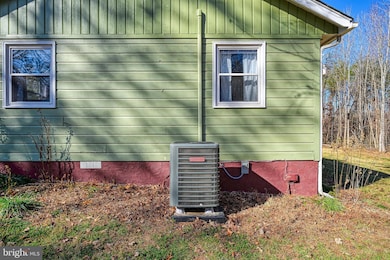 589 Three Chopt Rd, Kents Store, VA 23084 - photo 3