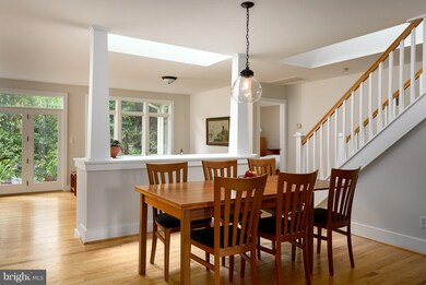 303 Riley St, Falls Church, VA 22046 - photo 6