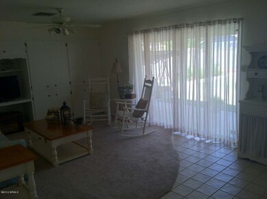 G Family Room 3