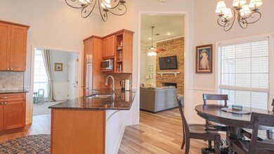 412 Cove Dr-103