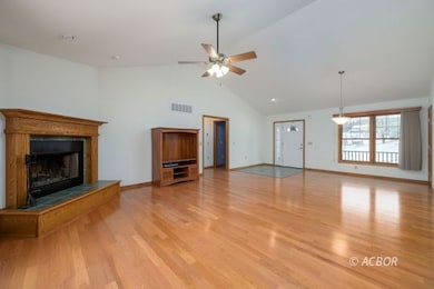 1030 Georges Creek Rd, Gallipolis, OH 45631 - photo 5