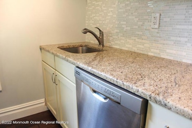 504 Ludlow Ave unit Annual, Spring Lake, NJ 07762 - photo 5