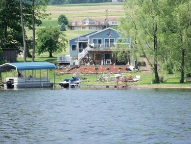 Looking at 86' of LEVEL lake frontage!