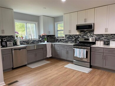 1649 Kimble Dr SW, Marietta, GA 30064 - photo 5