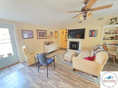 922 N Water St, Clinton, MO 64735 - photo 7