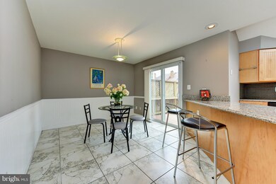 6874 Mclean Province Cir, Falls Church, VA 22043 - photo 6