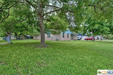 1188 Rivercrest Dr, New Braunfels, TX 78130 - photo 2