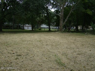 1120 Pangola Dr, Jacksonville, FL 32205 - photo 4