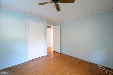 8817 Benham St, Lorton, VA 22079 - photo 3