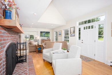 11 Hidden Cove Rd, Oak Bluffs, MA 02557 - photo 2