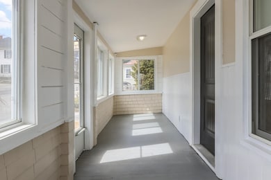 50 Hillcrest Ave, Manchester, NH 03103 - photo 3