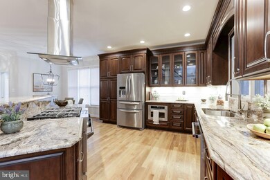 2220 Orchid Dr, Falls Church, VA 22046 - photo 7