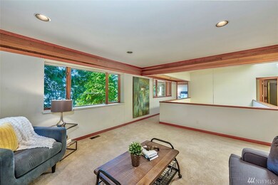 18504 Olympic View Dr, Edmonds, WA 98020 - photo 2