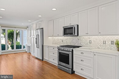 1306 Wedgewood Manor Way, Reston, VA 20194 - photo 4