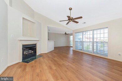 2507 Coach House Way unit 3D, Frederick, MD 21702 - photo 7