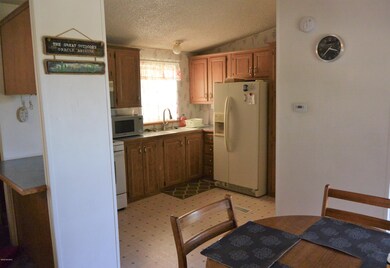 1392 American Ave 10