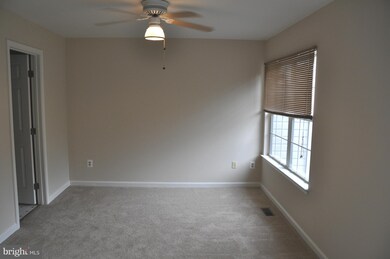 202 Mcdaniel Dr, Purcellville, VA 20132 - photo 3