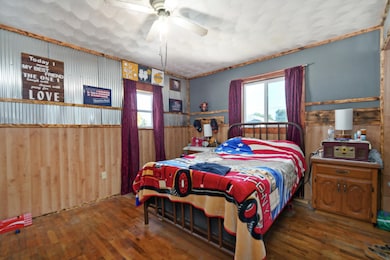 221 N Pitt St-16