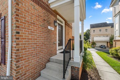 8869 Purple Iris Ln, Elkridge, MD 21075 - photo 4