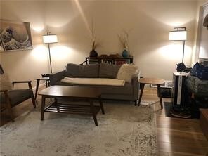 Apt 1 Livingroom