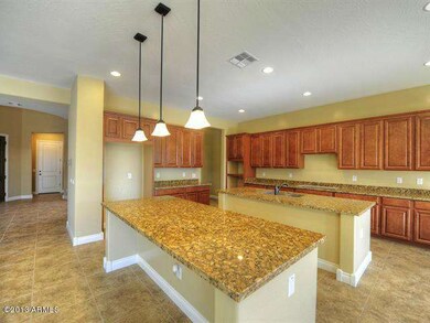 005_Kitchen - Entry