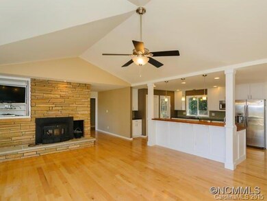 16 Cardinal Dr, Asheville, NC 28806 - photo 7