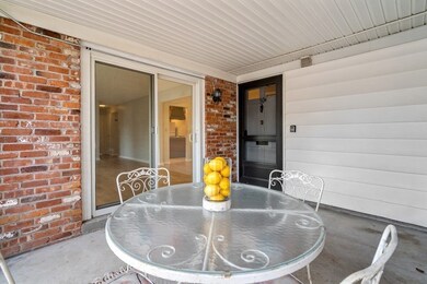 30 Halifax Ct unit A, Springfield, MA 01108 - photo 5