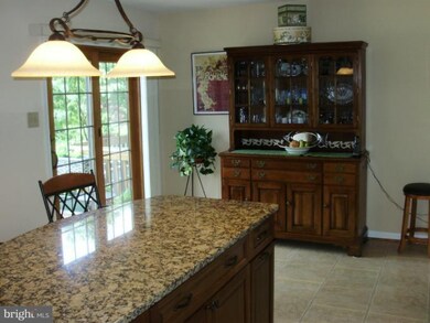 33 Tudor Ct, Lutherville Timonium, MD 21093 - photo 2