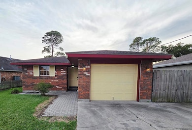 119 Jay St, Belle Chasse, LA 70037 - photo 2