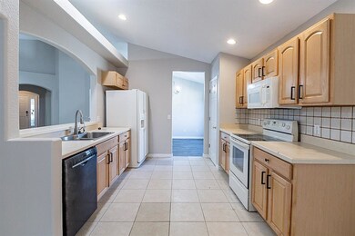 3109 Buckeye Point Dr, Winter Haven, FL 33881 - photo 4