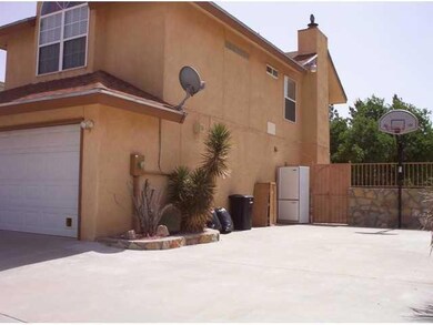 13920 Desert Song Dr, Horizon City, TX 79928 - photo 2