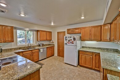 2203 S La Rosa Dr, Tempe, AZ 85282 - photo 7