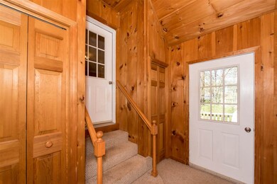 19 Capitol Cir, Rochester, NH 03867 - photo 4