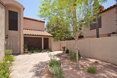 Private front courtyard w/security gate